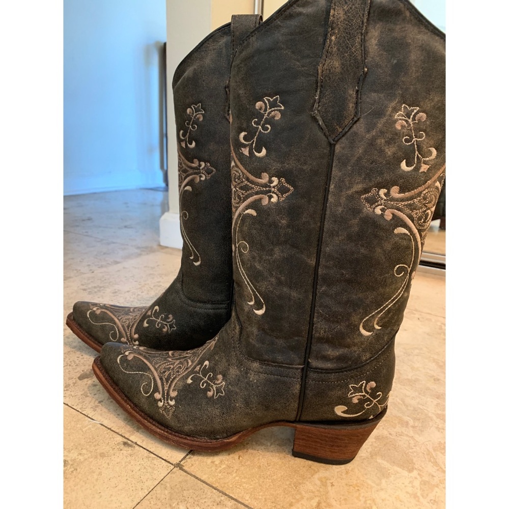 Women’s Cowboy Boots